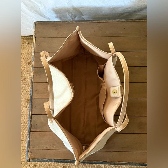 Large Faux Sherpa Fleece TOTE BAG, natural white. Interior pockets&double straps - Picture 6 of 10